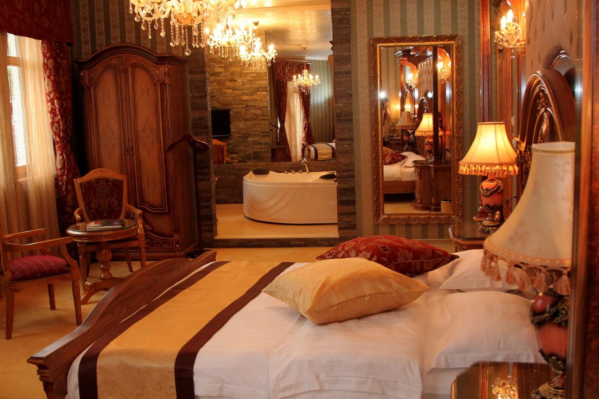 סרמסקי קרלובצ'י Premier Prezident Garni Hotel And Spa מראה חיצוני תמונה